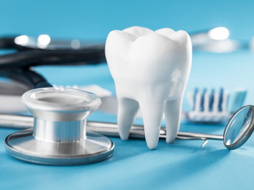 باندینگ دندان‌ها برای ترمیم دندان‌های آسیب‌دیده با دندانپزشک