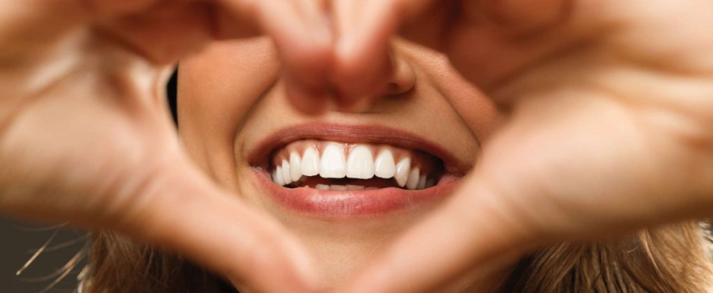 حفظ سفیدی دندان و شفاف مثل مروارید و سلامت دندان 