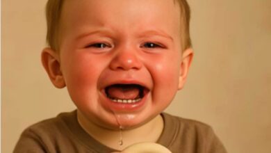 تب و درآمدن دندان نیش کودک